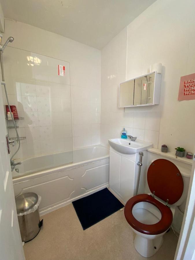 Radanks House - Fratton Apartment Портсмът Екстериор снимка